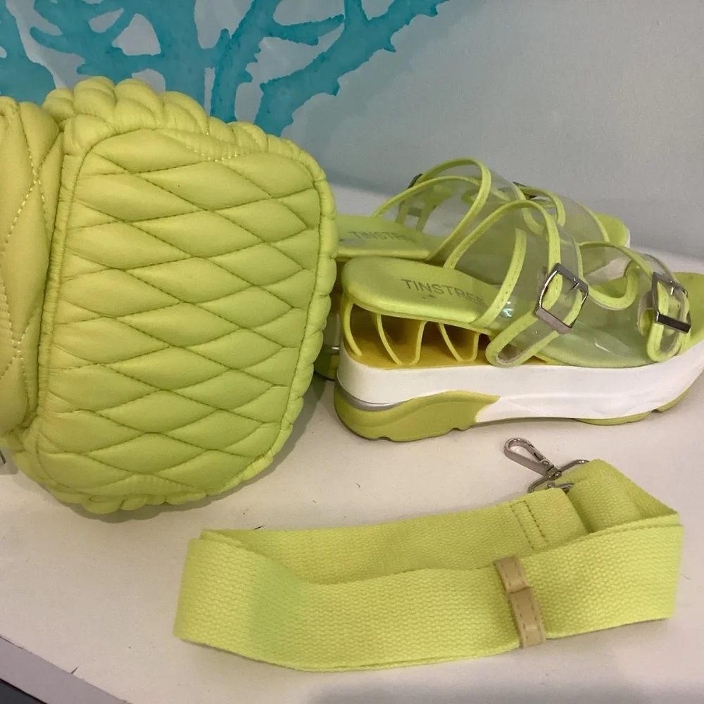 REFUCED Ecostitch NEW WMNS Nylon Puffy Quilted Crossbody Shoulder Neon Bag Shoes